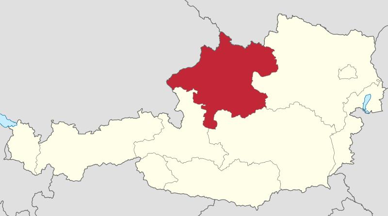 OBERÖSTERREICH Oberösterreich Einwohner: 1.425.422 Bevölkerungsdichte: 119 Einw. pro km² Bezirke: 3 Statutarstädte, 15 Bezirke Gemeinden: 444 (kleinste Gem.