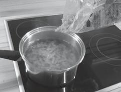 Wasser erhitzen Salz zugeben Nudeln kochen