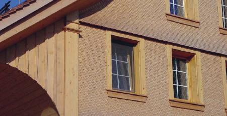 Fassaden Holzschindeln und Holzverkleidungen sind vor allem bei