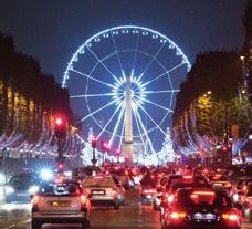 Seite 30 Arc de Triomphe Napoleon gab das 50 Meter hohe Militärehrenmal im Jahr 1806 in Auftrag.