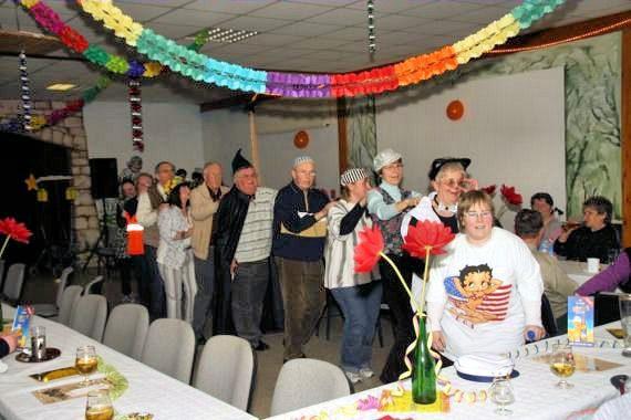 Kulturgruppe gestaltete humorvolles Faschingsprogramm Aschermittwoch ist vorbei. Doch der Fasching lebt weiter.