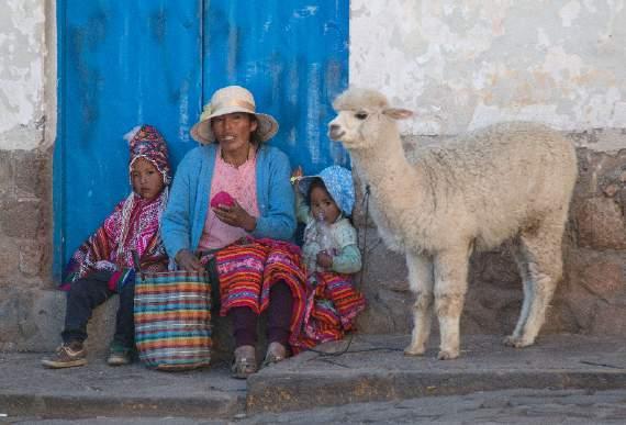 6 TAGE PERU REICHE KULTUR, HERZLICHE MENSCHEN ATEMBERAUBENDE LANDSCHAFTEN, HERVORRAGENDES ESSEN REISE VON UND MIT MARIO URECH und ANDREAS PECNIK, LIMA Peru ist eine der spannendsten und