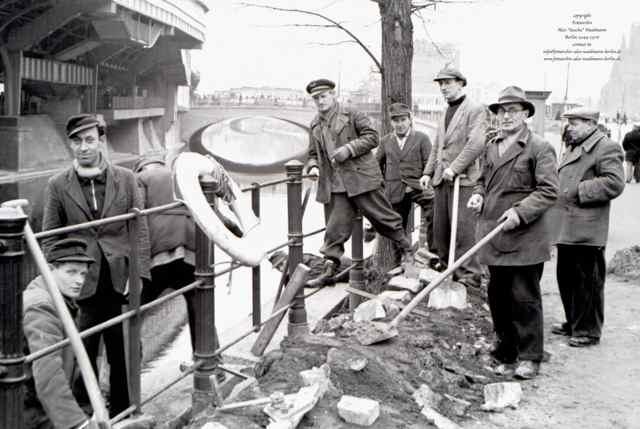 Winter 1950 (7)r1-r84/r50/33 Arbeiter am Landwehrkanal am Halleschen
