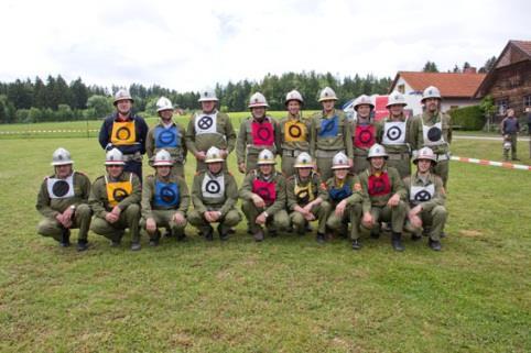 2011 Mannschaftsstand 76 Aktive, 15 Reservisten, gesamt 91 Mann. Baugleichenfeier war am 16. April mit Firmen, Freiw. Helfer/innen und Feuerwehrkameraden.