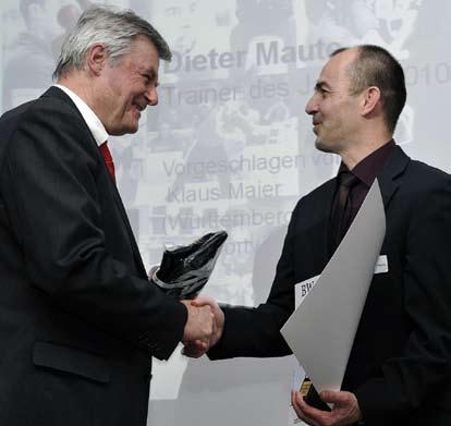 TRAINERPREIS / Kommissionen Ausgezeichnet Ein Porträt des Kunstradsportlers Dieter Maute, der im Wettbewerb des LSV und der BARMER GEK zum Trainer des Jahres 2010 gewählt wurde.
