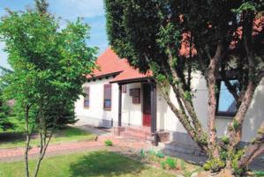 900 Kröllwitz - Kamin, sonnige Terrasse und Doppelgarage Machen Sie Ihren Traum wahr mit einem Haus in Kröllwitz.