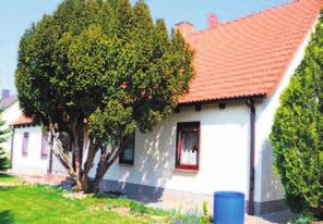 Das Objekt befindet sich in einer der besten Wohnlagen von Merseburg. Das Haus ist 1997 vollumfänglich saniert worden - Heizung, Fenster, Dach, Elektrik.