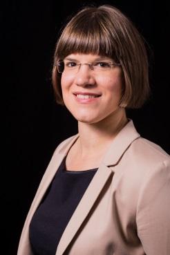 Caroline Müller, Partner bei Baumgartner & Partner, hat das Studium der Wirtschaftswissenschaften an der Universität Hohenheim in Deutschland absolviert und ist seit dem Jahr 2010 deutsche