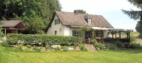 Unser Naturfreundehaus Gründlmoos Lage Das Haus liegt im Waldbereich Friedberg/Wiffertshausen an der Bahnlinie Augsburg Ingolstadt (508 münn).