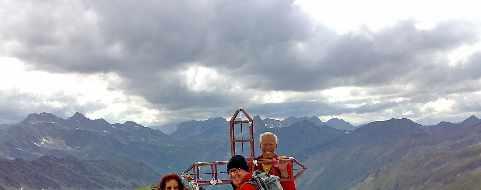 Auf der Cima Losetta, 3054 m in den Piemonteser Alpen Beiträge 2013 Einzelmitglied (über 18 Jahre, mit und ohne Kinder).