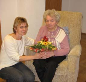 Seite 6 1/2007 Zum 90. Geburtstag: Frau Elfriede Annuß Frau Hildegard Demmler Zum 93. Geburtstag: Frau Lieselotte Klahre Frau Kristina Czart Der Bürgermeister gratuliert: Zum 70.