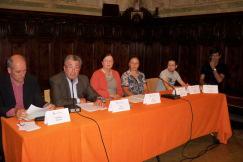 Vielbeachtete Pressekonferenz: Ausschreibungen, Zusammenarbeit, Inklusion Conferenza stampa seguita con molto interesse: concorsi, collaborazioni, inclusione Am 20.