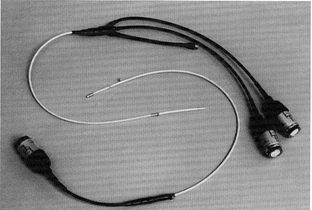 Für die simultane Aufzeichnung des Blasen- und Harnröhrendruckes wird ein Micro-Transducer-Katheter verwendet, der mit zwei Drucksensoren ausgestattet ist, einer an der Spitze des Katheters, ein