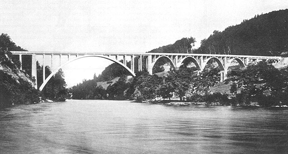 DER SCHWEIZ Seite 3 Halenbrücke. In: AKTUELL 1993: 1. Abb. 3 GELÄNDE Aufnahme 5. Mai 2003 / GS Die «Halenbrücke» ist eine Betonkonstruktion mit einer Gesamtlänge von 238 m.