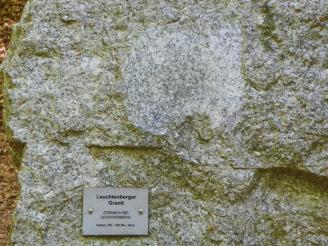 Waldsassen, der im Kambrium bzw. Ordovizium entstand. Tafel beschreibt Ordovizium Natürlich darf auch der Granit nicht unerwähnt bleiben.