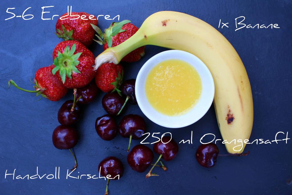 Ihr benötigt: 5-6 große Erdbeeren 1x Banane eine große Handvoll Kirschen 250 ml Orangensaft 1. Obst waschen. 2. Kirschen entkernen. (Wer klug ist investiert ein paar Euro in einen Kirschen-Entkerner.