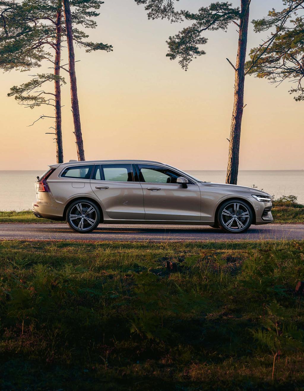 Seit mehr als 60 Jahren verfolgt Volvo Cars die Vision, Kombis zu bauen, die das Leben der Menschen bereichern. Der neue Volvo V60 spiegelt genau diese Vision wider.