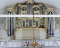 Sonnabend, 23. September 2006, ab 15.00 Uhr Orgelspaziergang durch das Alte Land Die Schreiber-Orgel (1753) in St.