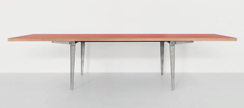 Pylon-Tisch Tischgestell aus Aluminiumguß, Achsabstand verstellbar von 140 bis 220 cm.