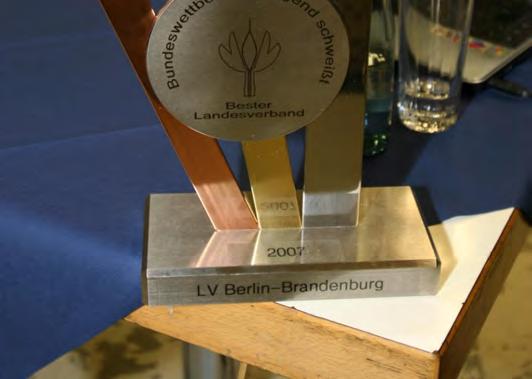 Auch 2011 kam der DVS-LV B-B mit 1 TN nicht in die Wertung. Den Pokal gewann 2011 der DVS-LV Sachsen!