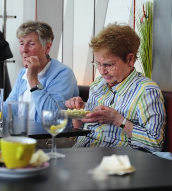 Brigitte Buchsein aus Oberursel arbeitet ehrenamtlich bei der evangelischen Kirchengemeinde und Blindenseelsorge und beim Blinden- und Sehbehindertenbund in Hessen (BSBH).