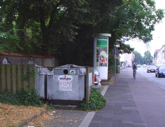 Abfallwirtschaftliche Entwicklung PB Abfallentsorgung Frühzeitige Umsetzung von Maßnahmen zur getrennten Erfassung der Wertstoffe Rund 190 Recyclingstationen (1Pl/750E) für Glas sowie 16 für Papier