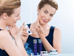 Anwendungstipps......für die Gesichtspflege. Die NIVEA Cellular Perfect Skin Serie verwöhnt mit ihrer innovativen Formel und den leichten Texturen Deine Haut.