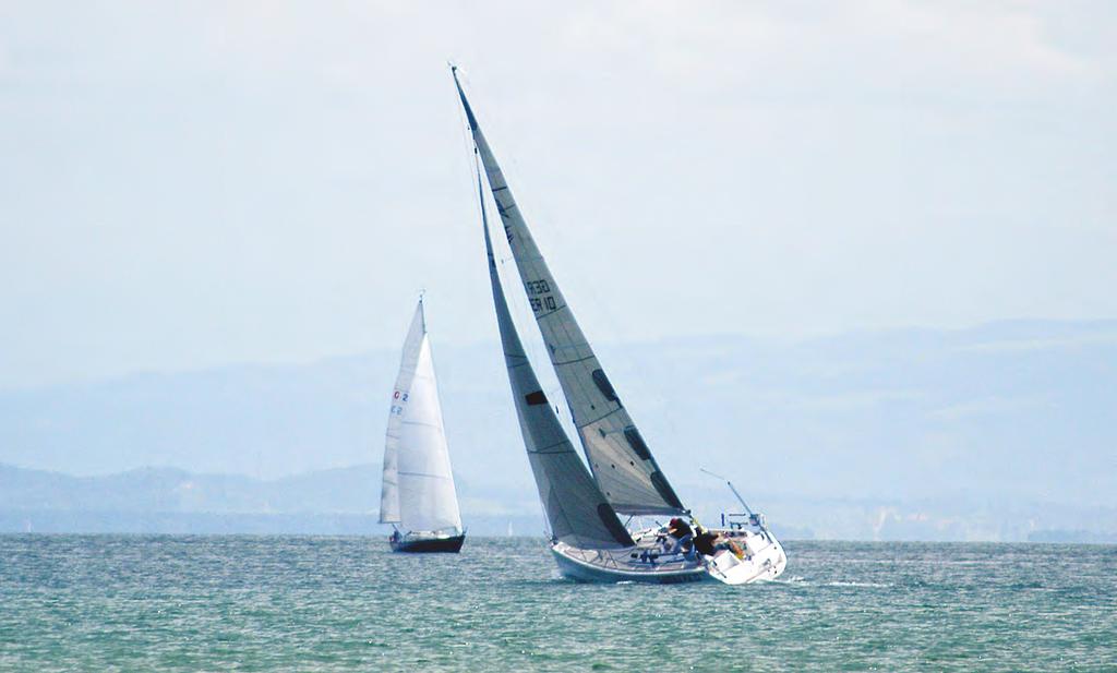 Informationen rund um den Bodensee Seespiegel Nr. 23 06/06 Frischer Wind Die IGKB im Dialog Es ist eine alte Weisheit: Wenn alle an einem Strang ziehen, ist die Wirkung am größten.