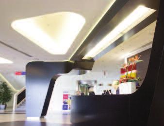 Das Hamburger Innenarchitekturbüro JOI-Design, das unter anderem den Look der über 500 McCafé-Outlets seit 2009 Marktführer unter den Coffeebars entwickelte, stellt in Raum.