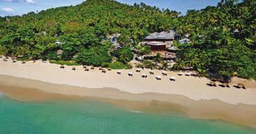 The Surin Phuket Beach Studio Suite PANSEA BEACH LAGE: Direkt an einem der schönsten Strände Phukets, in Hanglage und ruhiger Umgebung. Fahrtzeit zum Flughafen: ca. 30 Minuten.