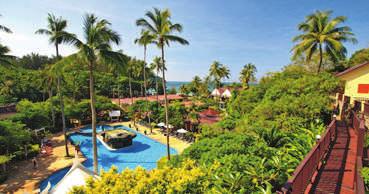All Seasons Naiharn Phuket Standard LAGE: Das Hotel liegt nur durch eine Uferstraße vom Nai Harn Strand getrennt.