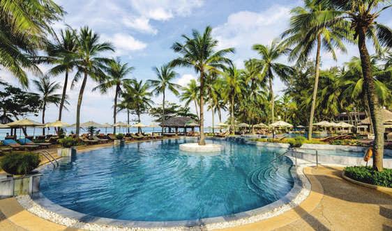 Kata Thani Phuket Beach Resort KATA NOI BEACH Restaurant Fisherman's Wharf Andaman Pool Deluxe LAGE: Direkt am feinen Kata Noi Strand, im Süden der Insel. Entfernung zum Kata Zentrum ca.