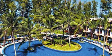 Sunwing Bangtao Beach Studio LAGE: Das Resort liegt direkt am Bang Tao Strand im Nordwesten Phukets, nur ca. 10 Minuten vom Lagunendistrikt entfernt. Fahrtzeit zum Flughafen: ca. 45 Minuten.