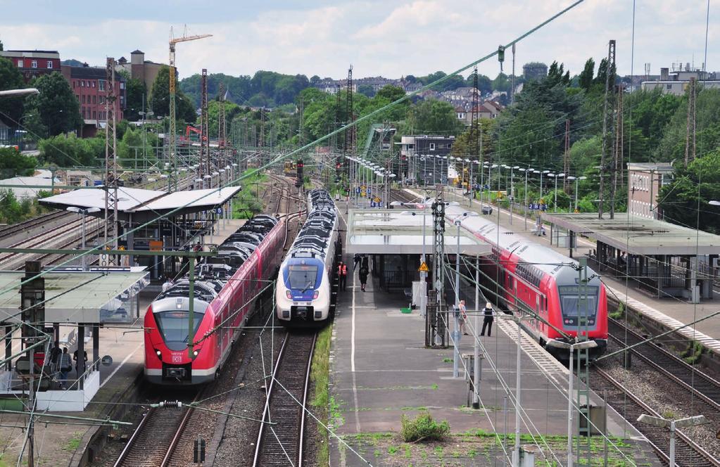 16 Wuppertal-Oberbarmen: Hier endeten die Züge und fuhren zurück. Züge vorzeitig an den Hauptbahnhöfen von Bonn und Wuppertal.