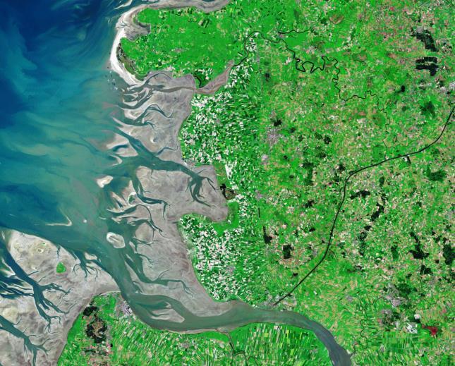 Fokusgebiet südwestliches Schleswig-Holstein Welche Betroffenheiten ergeben sich aus dem Klimawandel (Meeresspiegelanstieg, Niederschlag, Abfluss, Wind, Salzgehalt & Temperatur) auf