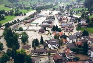 ch Überschwemmung mit Materialablagerung, Susch (Foto: AWN GR ) Rutschung Amt für Wald Graubünden