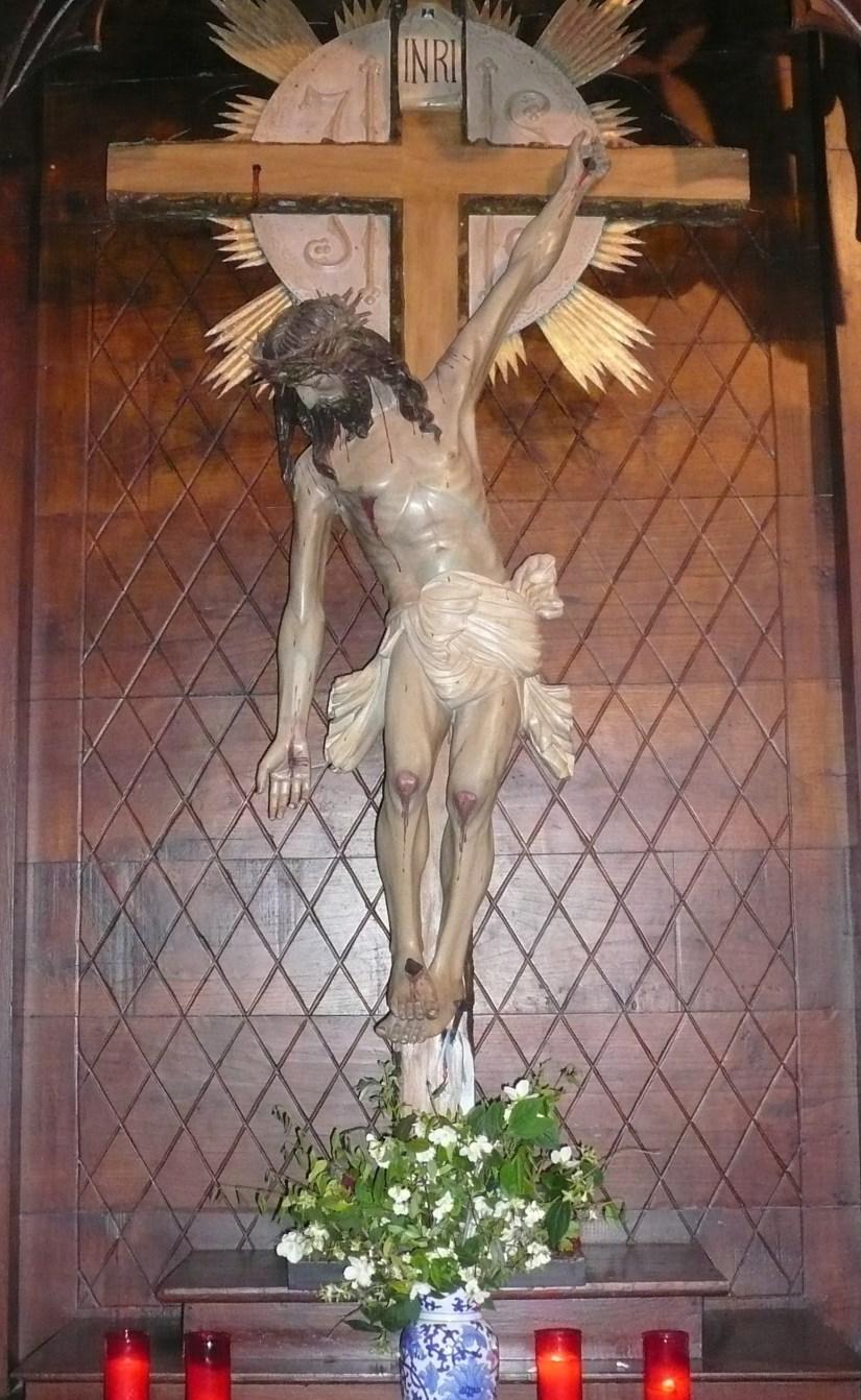 Das Kreuz von Furelos Im Norden Spaniens, am Jakobsweg, etwa 55 km von Santiago de Compostela entfernt, liegt das kleine Dorf Furelos. In der Kirche St.