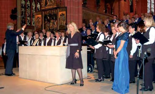 Der Polizeichor berichtet Anne dàrcy In diesem Jahr eröffnete unser Vorsitzender Bodo Pfaff-Greiffenhagen in kurzen Worten das Konzert vor zahlreichen Ehrengästen.