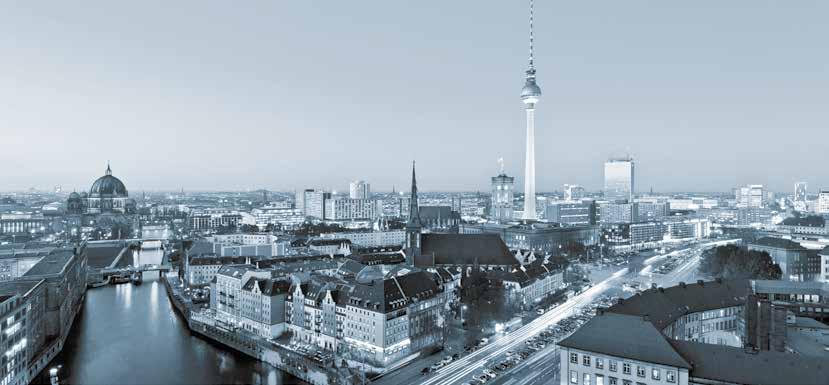 BERLIN Das Transaktionsvolumen auf dem gewerblichen Immobilien-Investmentmarkt stieg im Vergleich zum Vorjahr um 45 % und lag 2017 bei 7,3 Mrd.