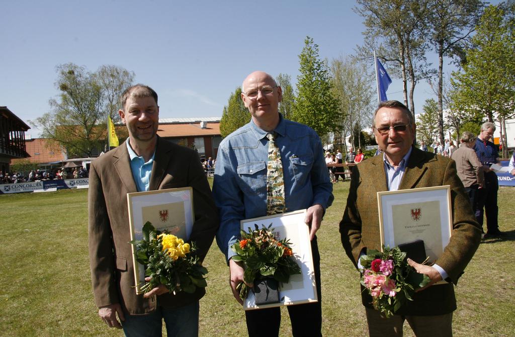 Foto: Sabine Rübensaat / BauernZeitung, von links nach rechts: Kai Buchwald, Fred Ziem, Bernhard Pede medaille.