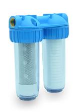 000 Liter (Trinkwasser) Filtrationsstufen: Vorfilter Maxi Membranfilter Maxi Flussrate: 1.000 l/h @ 1,5 bar Gesamtkapazität: 50.