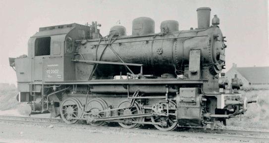 : 72013 UVP in : 329,90 Vorbildbeschreibung zum Projekt Damplok ELNA Typ 6 In den 1920er Jahren entwickelte der Engere Lokomotiv-Normen-Ausschuss (ELNA) eine Typisierung für den Bau von Klein- und