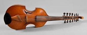 51 47 49 Anthroposophische Violine 20 Mitte 20. Jh., signiert Zoller, laut Zettel nach mathematischen Berechnungen von Julius Zoller erbaut, Massivholz, guter Zustand, L Korpus 37 cm.