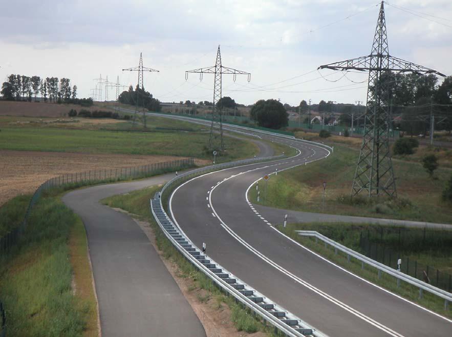 2005 begonnen, die Inbetriebnahme erfolgte am 26.09.2006. Parallel zum Streckenbau des 1.