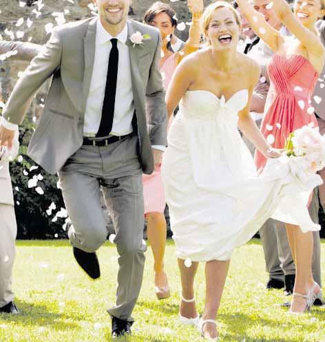 Natürlich ist es keinem Brautpaar zu wünschen, dass es am Hochzeitstag nicht aufhören will zu regnen, die mitfeiernden Kinder alle überdreht sind, einer der beiden