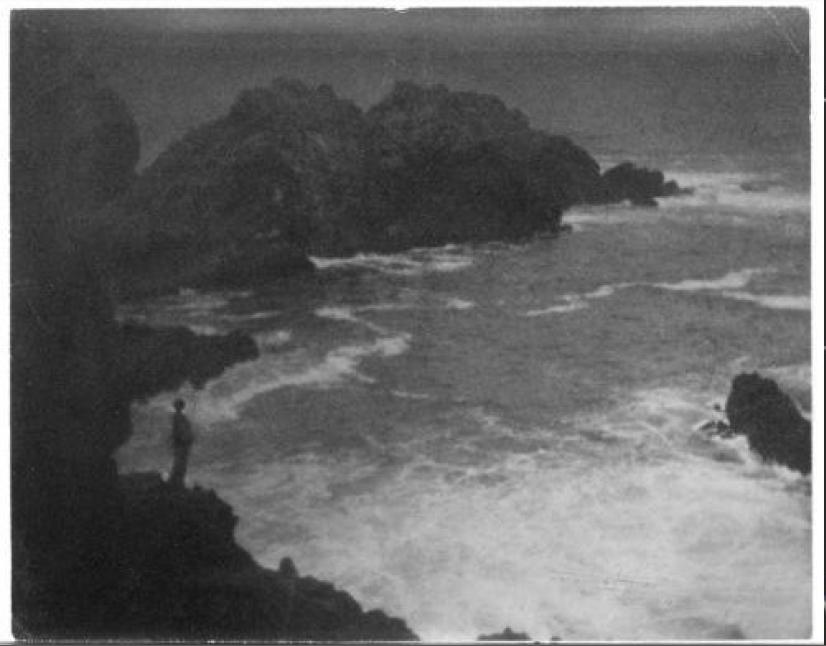 Abb. 4 und 5: Anne Brigman, Landscape seascaping und The Loneliness (Fotos)»Founding a film style on the portrayal of dance and in simulation of music became a recurrent avant-garde strategy, from