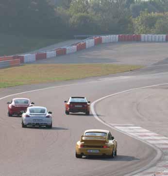 17 TRACK DAY: FAHRTRAINING IN DIJON VOL. 2 25. August 2015 Am Dienstag, 25.