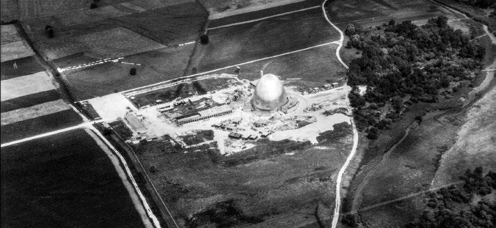 Campus Nicht nur am Rande notiert Das Atom-Ei Vor 60 Jahren, am 31. Oktober 1957, begann in Deutschland das Atomzeitalter. An diesem Tag, so erinnerte sich Prof.