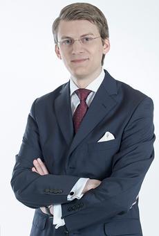Rechtsanwalt Moritz Grunow Spezialisierungen: Abfallwirtschaftsrecht, Immissionsschutzrecht, Naturschutzrecht, Wasserrecht