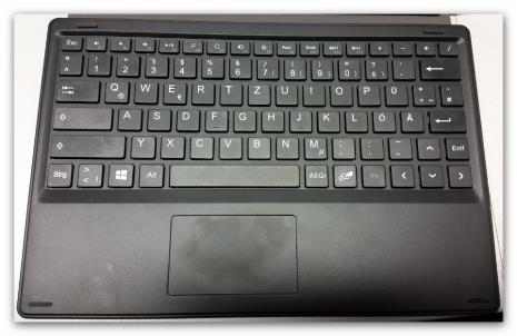 8 GB Kapazität 1x Netzteil XCELLENT-10-> (Im Lieferumfang des Tablet) 1x Tastatur